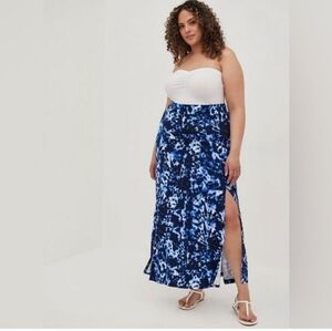 Torrid jersey Blue Tie Dye Super Soft side slit  Maxi Skirt 3x